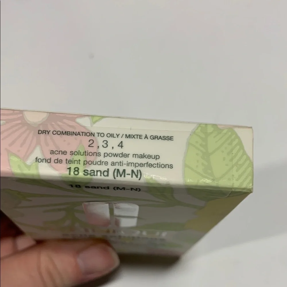 Clinique Acne‎ Solutions Powder Makeup - Sand Shade M-1